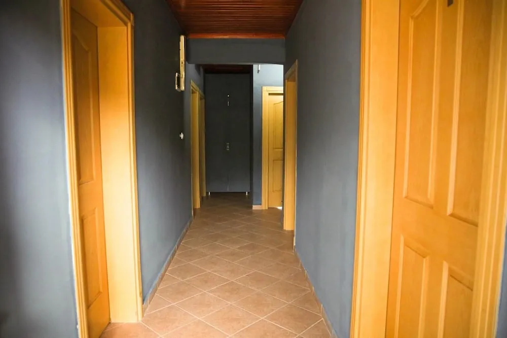 Classic Tek Büyük Yataklı Oda, Balkon, Göl Manzaralı