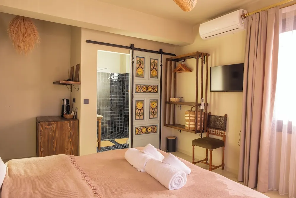 Tek Büyük Yataklı Oda, Şehir Manzaralı