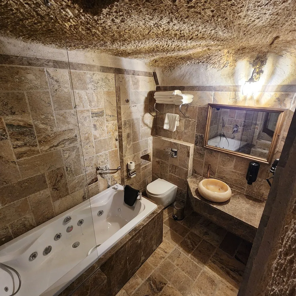 Superior Tek Büyük Yataklı Oda, 1 En Büyük (King) Boy Yatak, Sigara İçilmez, Özel Banyo