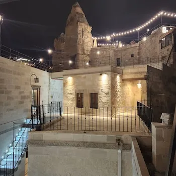 Noah's Ark Cave Hotel