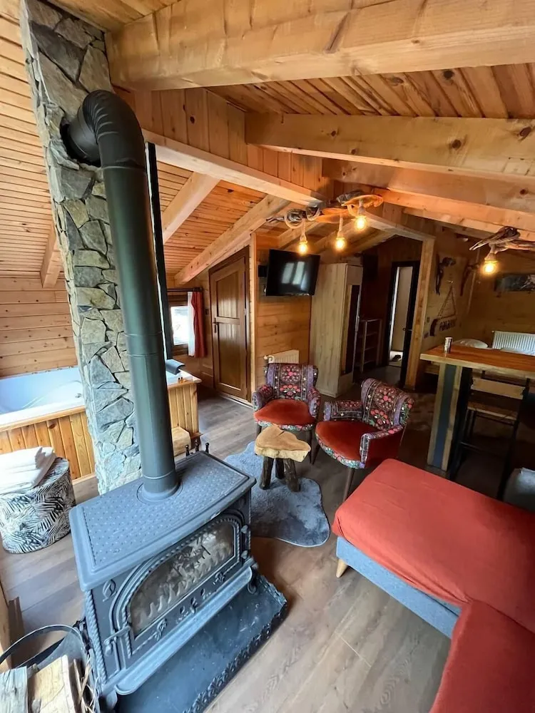 Honeymoon Çatı Katı Süiti (Penthouse), Şömine, Dağ Manzaralı
