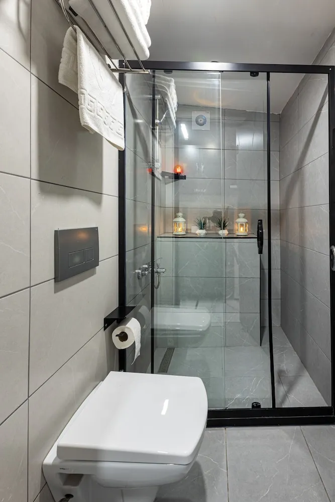 Junior Daire, Sigara İçilebilir, Şehir Manzaralı