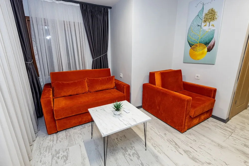 Junior Daire, Sigara İçilebilir, Şehir Manzaralı