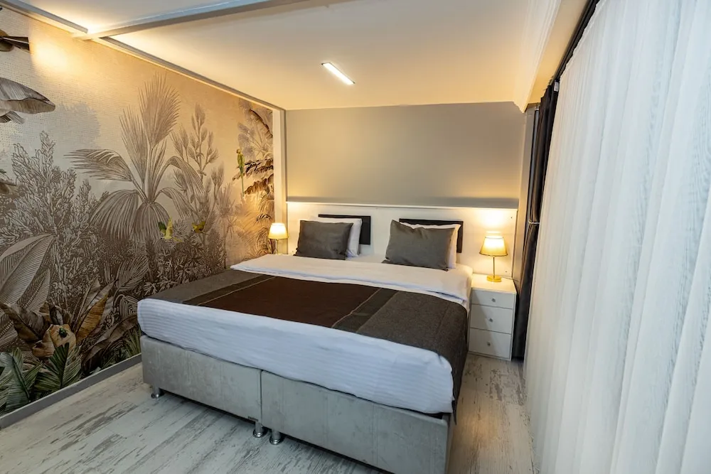 Junior Daire, Sigara İçilebilir, Şehir Manzaralı
