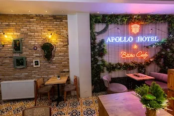 Apollo Hotel & Apartments