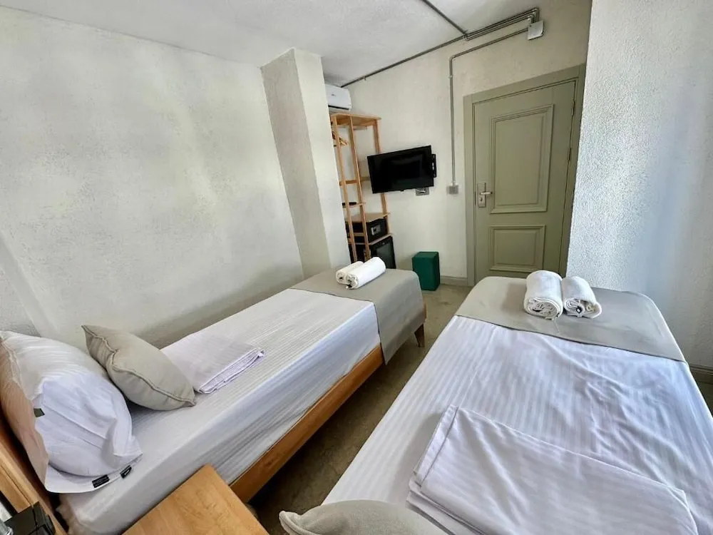 Deluxe Dört Kişilik Oda