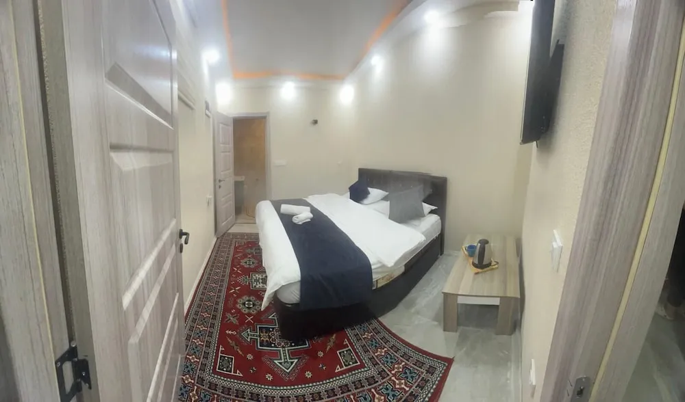 Standard Oda, Dağ Manzaralı