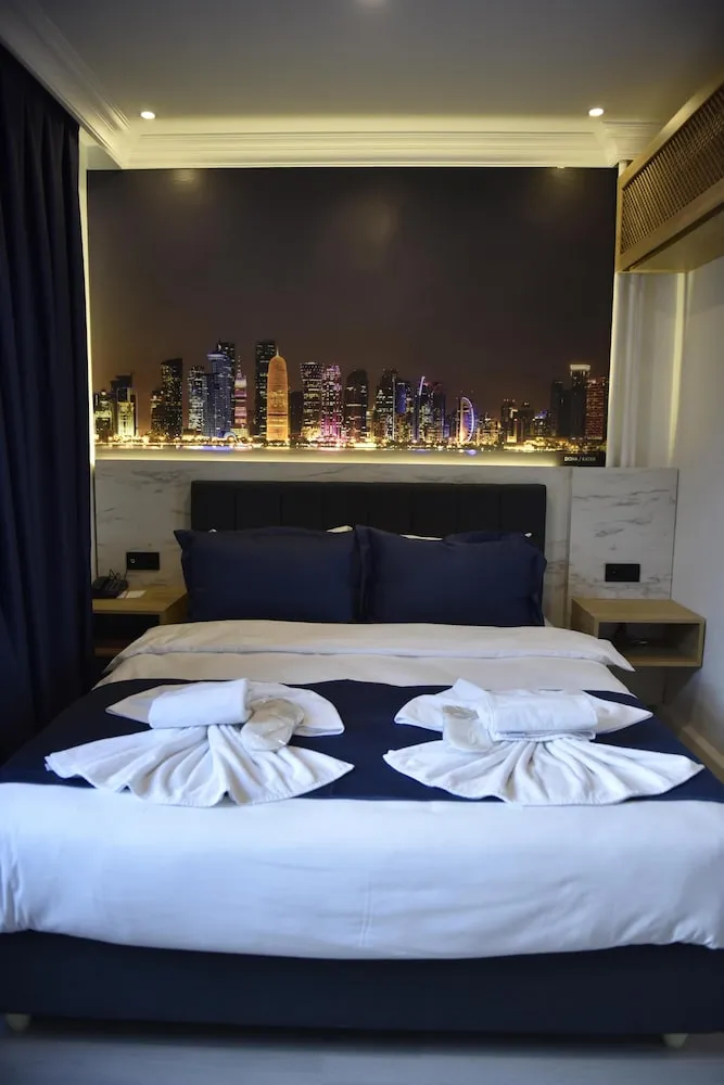 STANDART ŞEHİR MANZARALI ODA