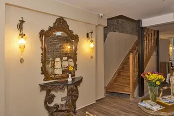 By Murat Royal Hotels