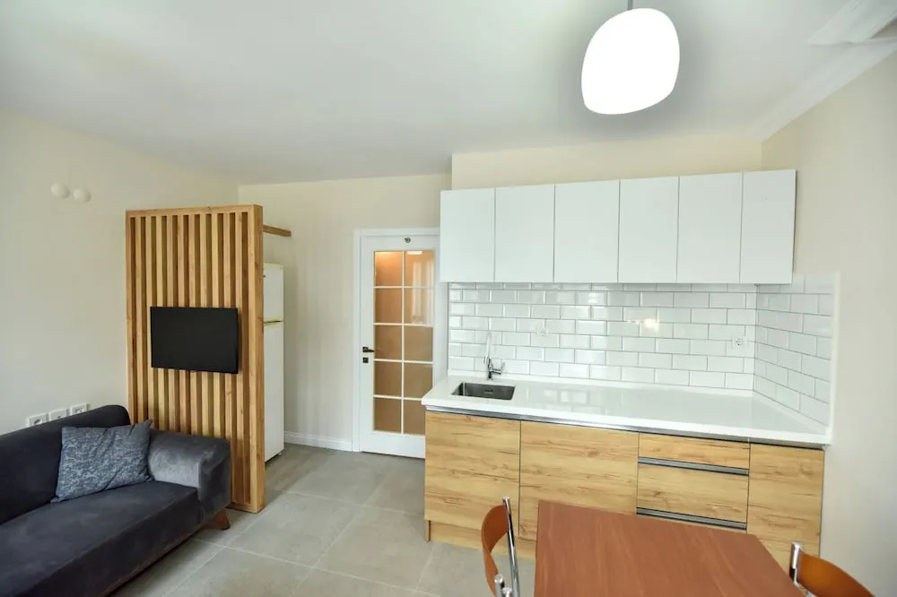 Apart Daire, Balkon, Kısmi Deniz Manzaralı