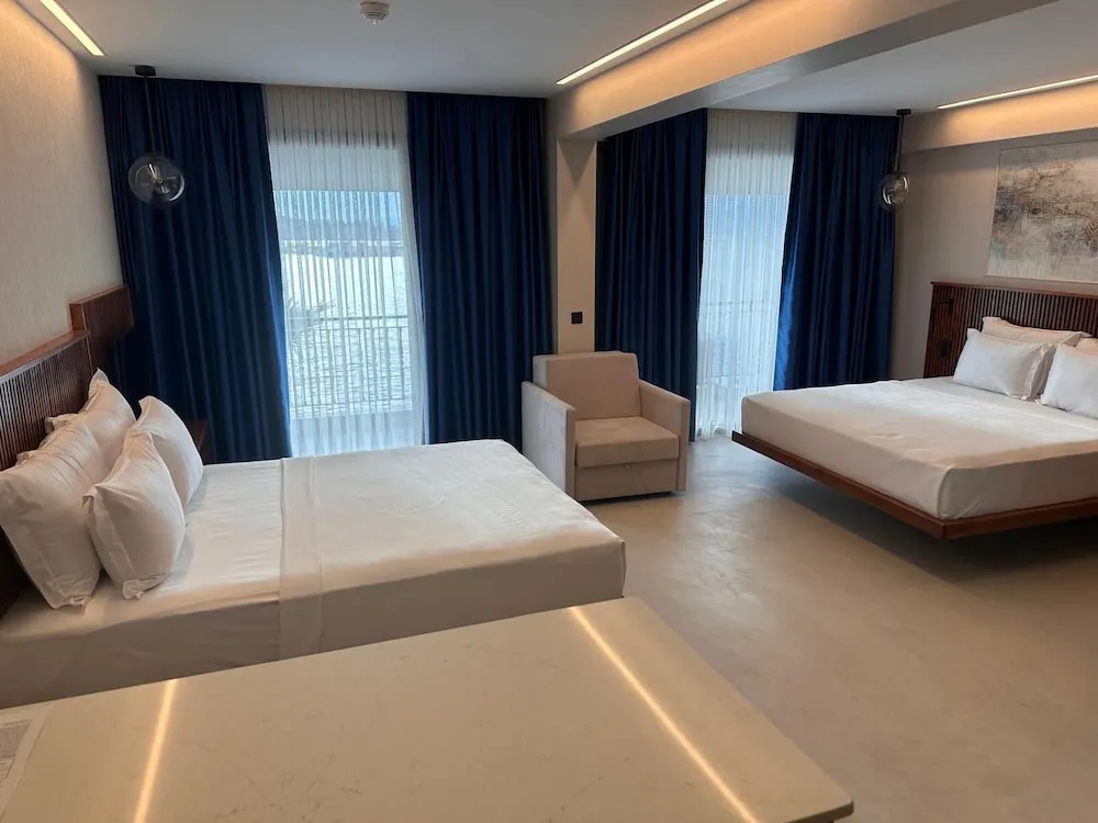 Family Suite Room With Seaview