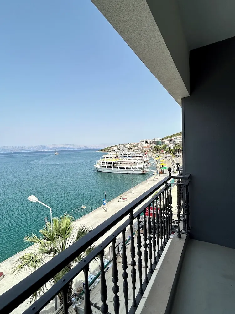 Family Suite Room With Seaview