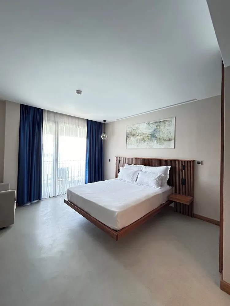 Deluxe Seaview Room