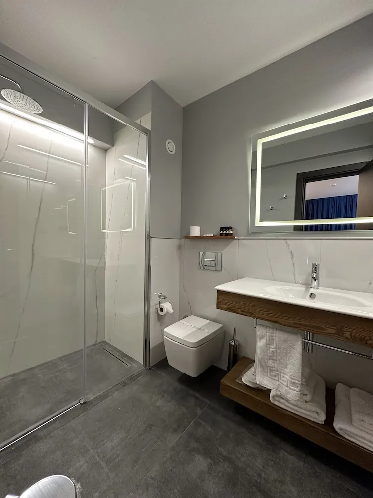 Deluxe Seaview Room