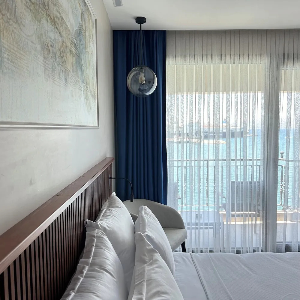 Standard Seaview Room