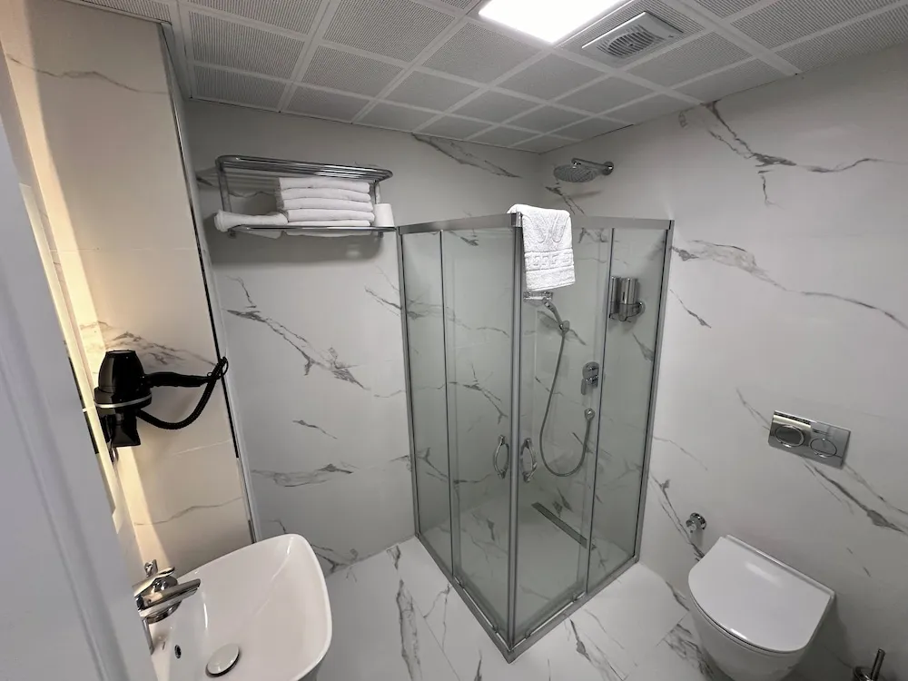 Deluxe Üç Kişilik Oda, 3 Tek Kişilik Yatak, Sigara İçilmez