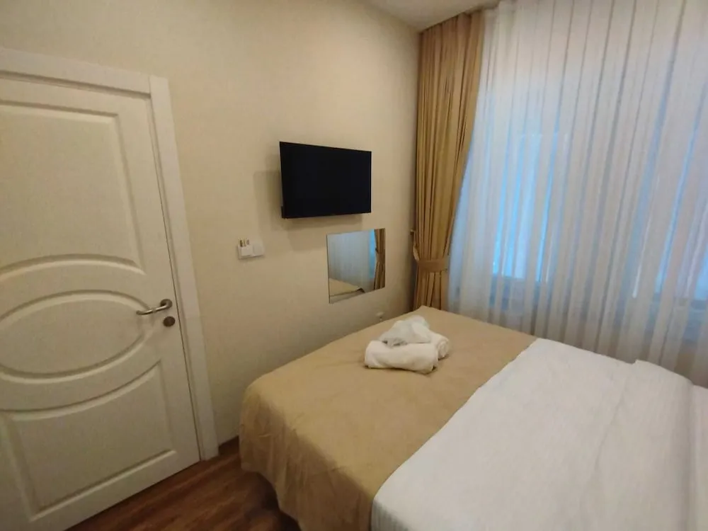 Standard Büyük Yataklı Tek Kişilik Oda
