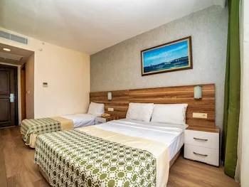 TRANSATLANTIK BEACH BELDİBİ