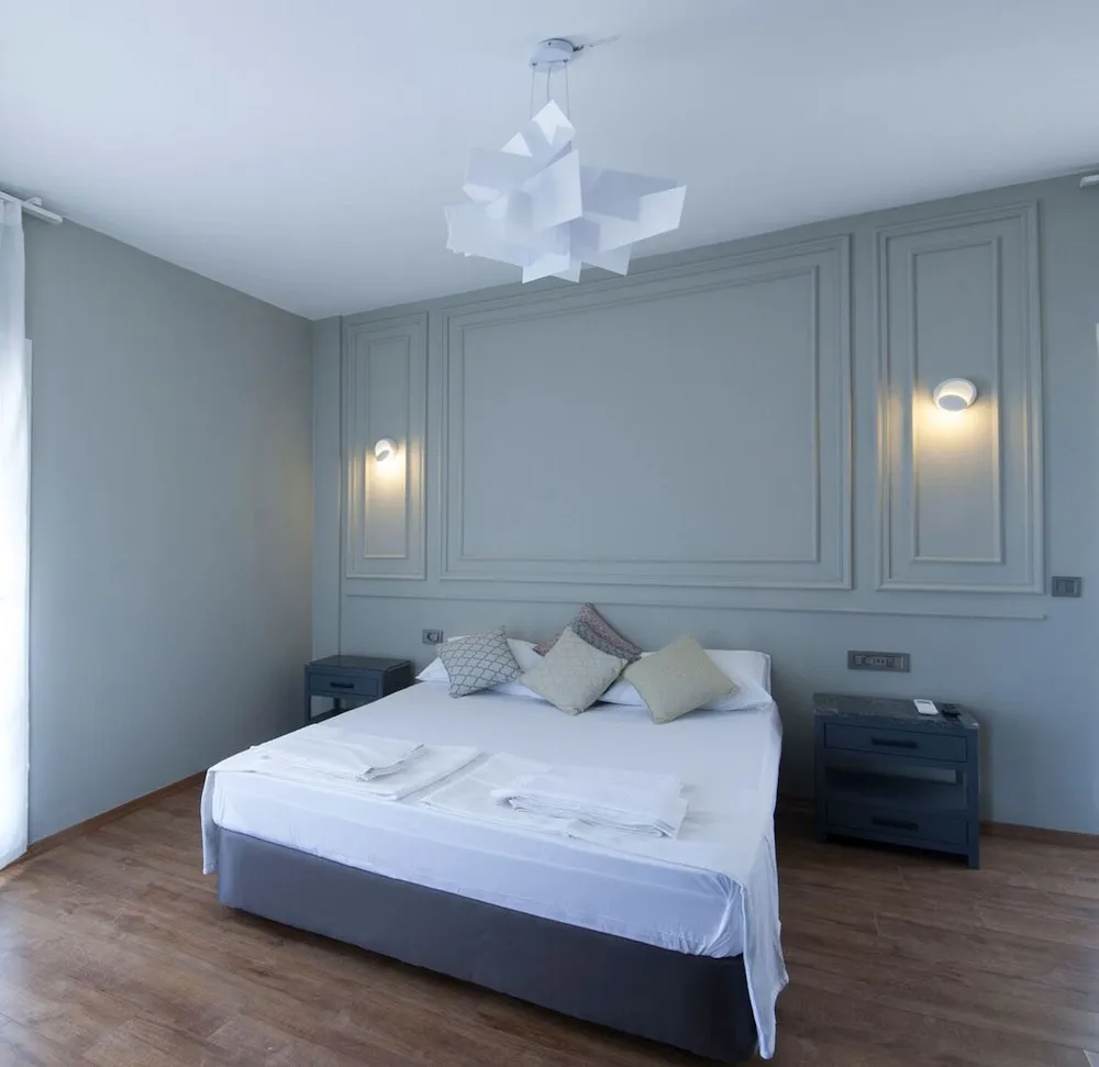 Deluxe Süit, 1 Çift Kişilik Yatak ve Çekyat, Deniz Manzaralı, Denize Bakan