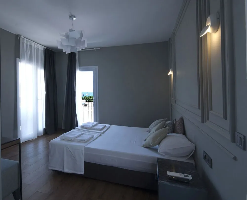 Deluxe Oda, 1 Çift Kişilik Yatak, Sigara İçilmez