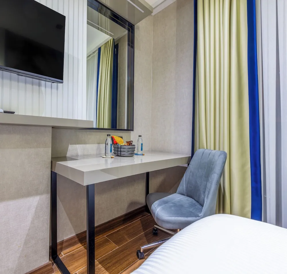 Deluxe Room With Balcony
