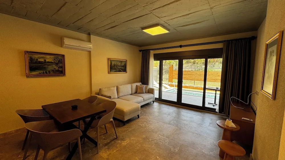 Luxury Apart Daire, Kişiye Özel Havuzlu, Bahçe Manzaralı