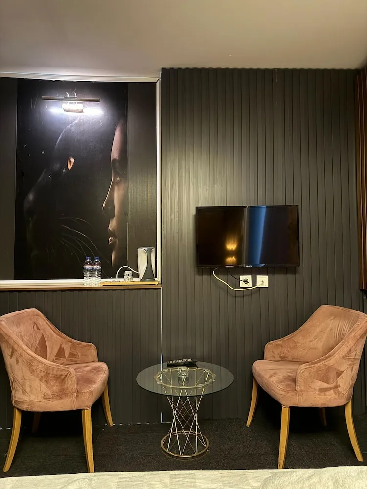 Deluxe Büyük Yataklı Tek Kişilik Oda
