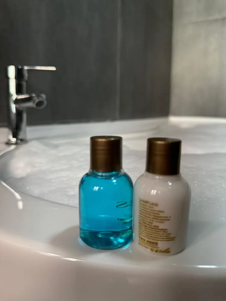 Deluxe Büyük Yataklı Tek Kişilik Oda