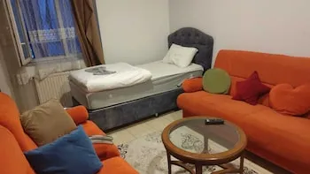 Midtown Hotel Apartments 404