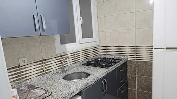 Midtown Hotel Apartments 404