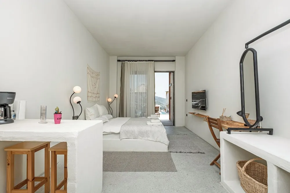 Deluxe Tek Büyük Yataklı Oda