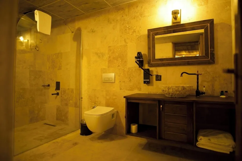 Standard Üç Kişilik Oda, Balkon, Dağ Manzaralı
