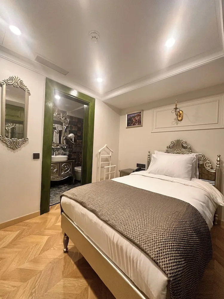 Comfort Tek Kişilik Oda, Avlu Manzaralı