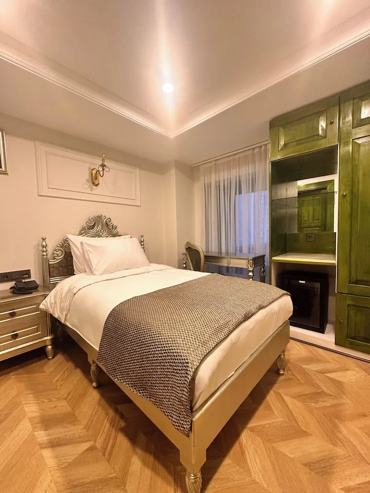 Comfort Tek Kişilik Oda, Avlu Manzaralı