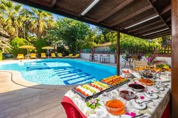 Yeni Doga Hotel