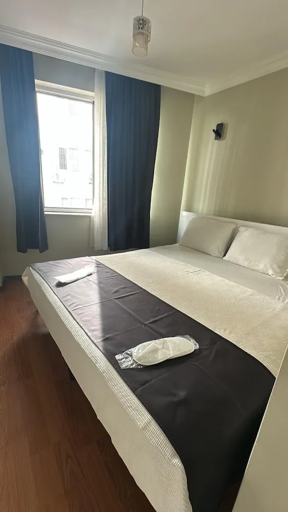 Standard Tek Büyük veya İki Ayrı Yataklı Oda
