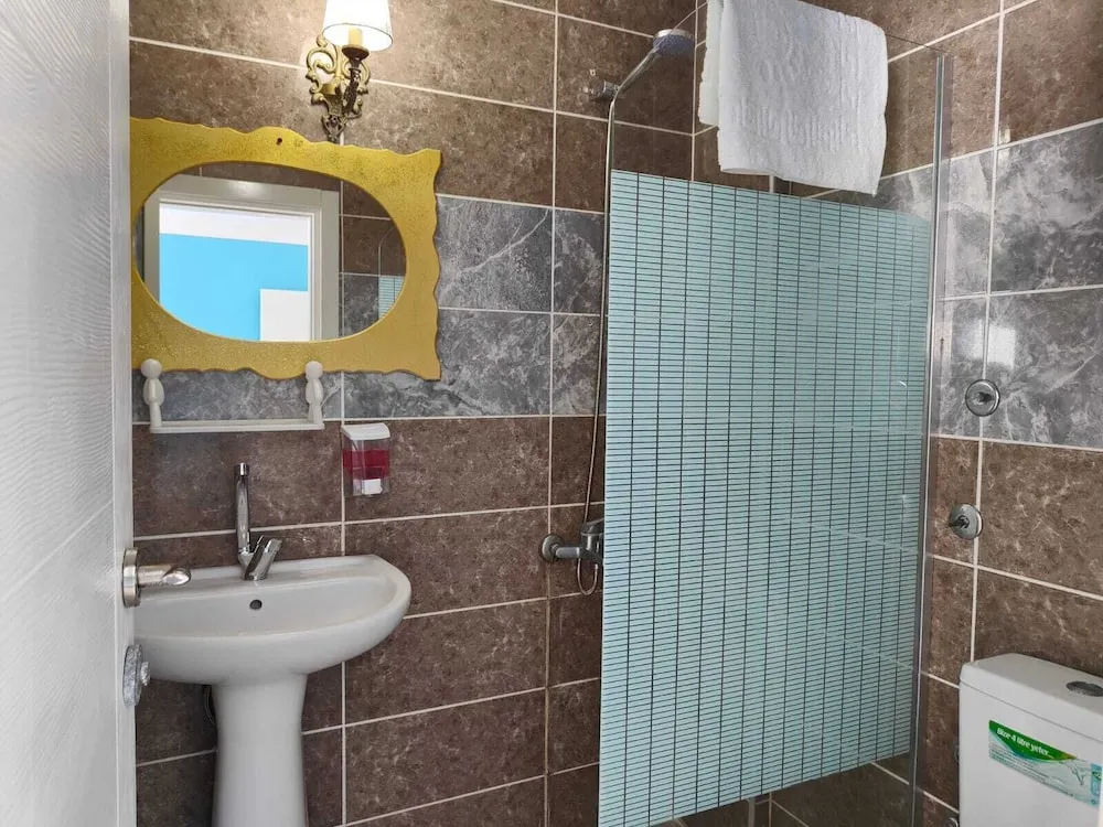 Family Tek Büyük veya İki Ayrı Yataklı Oda, Plaj Manzaralı