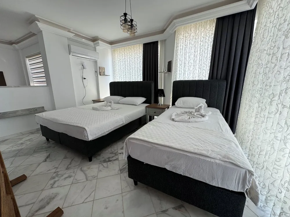 Luxury Villa, Balkon, Havuz Manzaralı