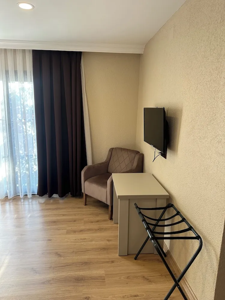 Deluxe İki Ayrı Yataklı Oda, Bahçe Manzaralı