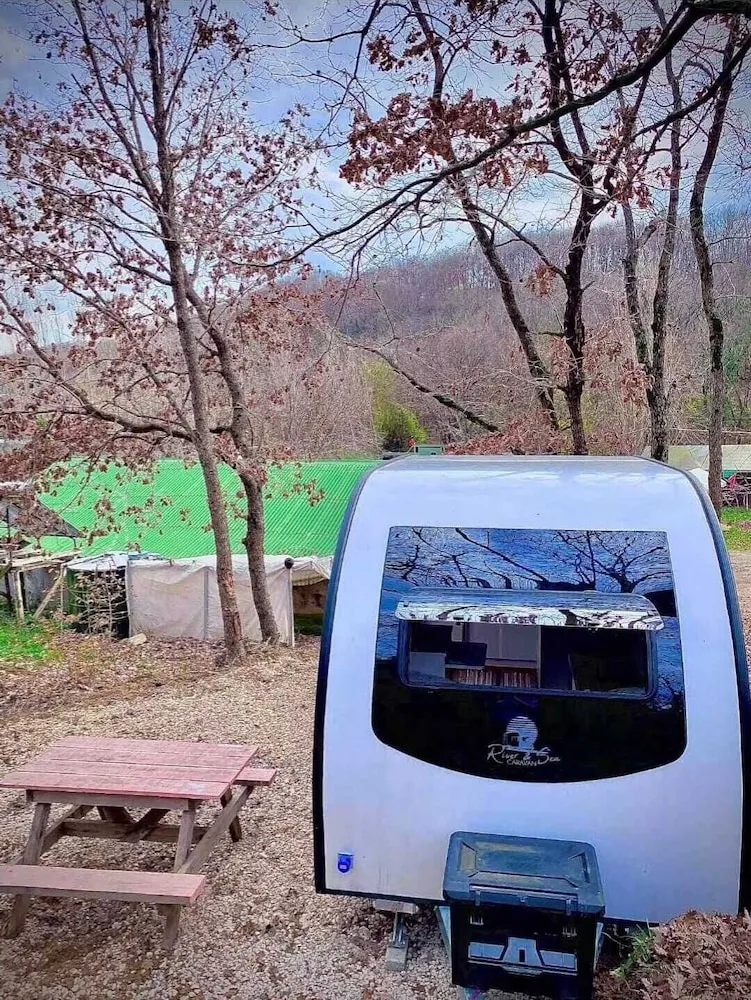Comfort Karavan, Bahçe Manzaralı