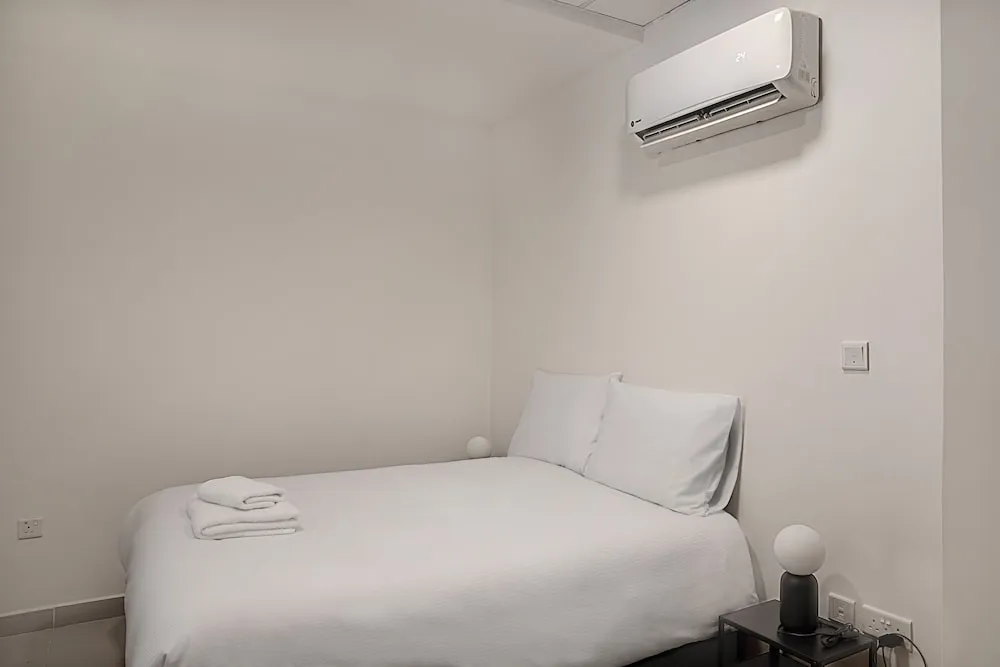 Ev (Olala Oasis 204)