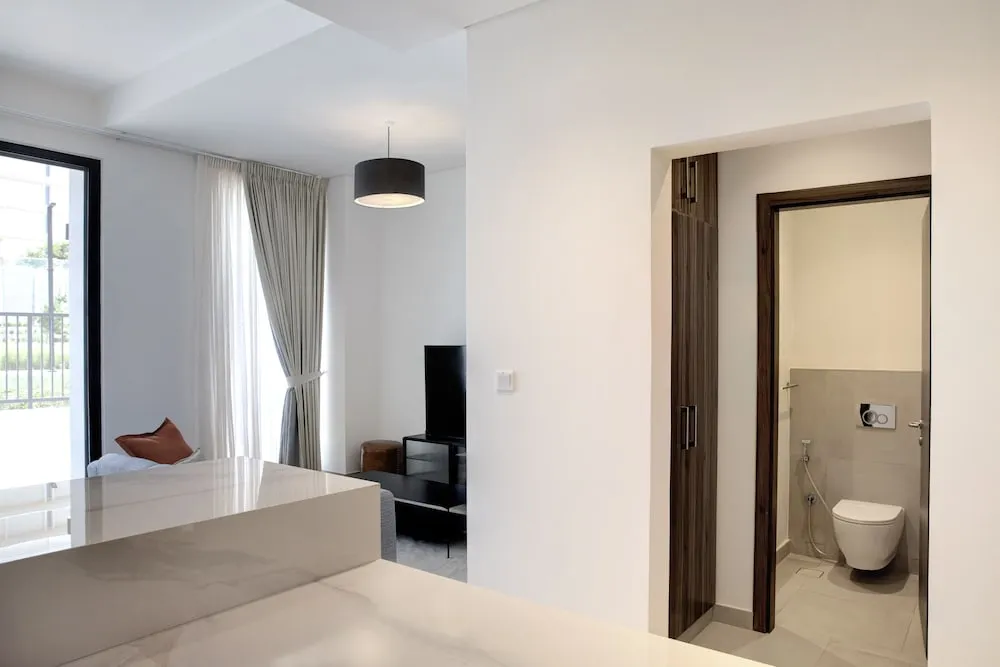 Ev (Olala Oasis 204)