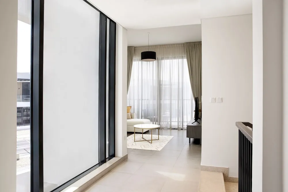 Ev (Olala Oasis 205)