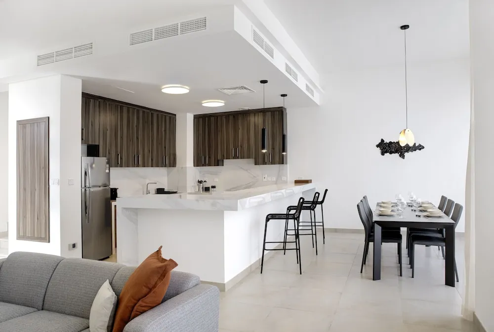 Ev (Olala Oasis 205)