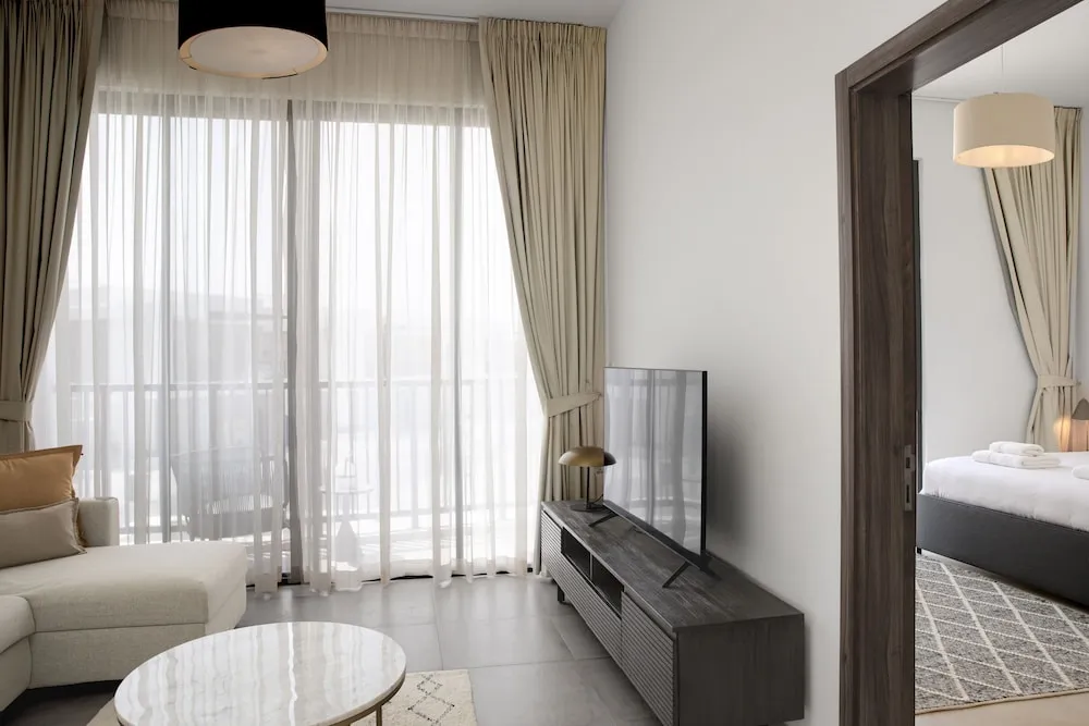 Ev (Olala Oasis 205)