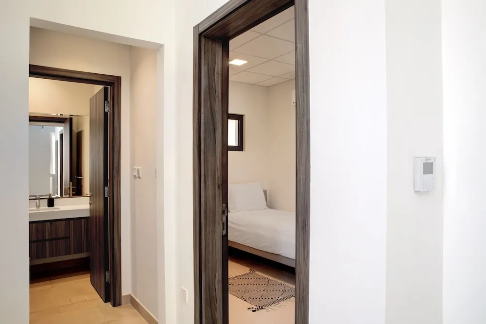 Ev (Olala Oasis 205)