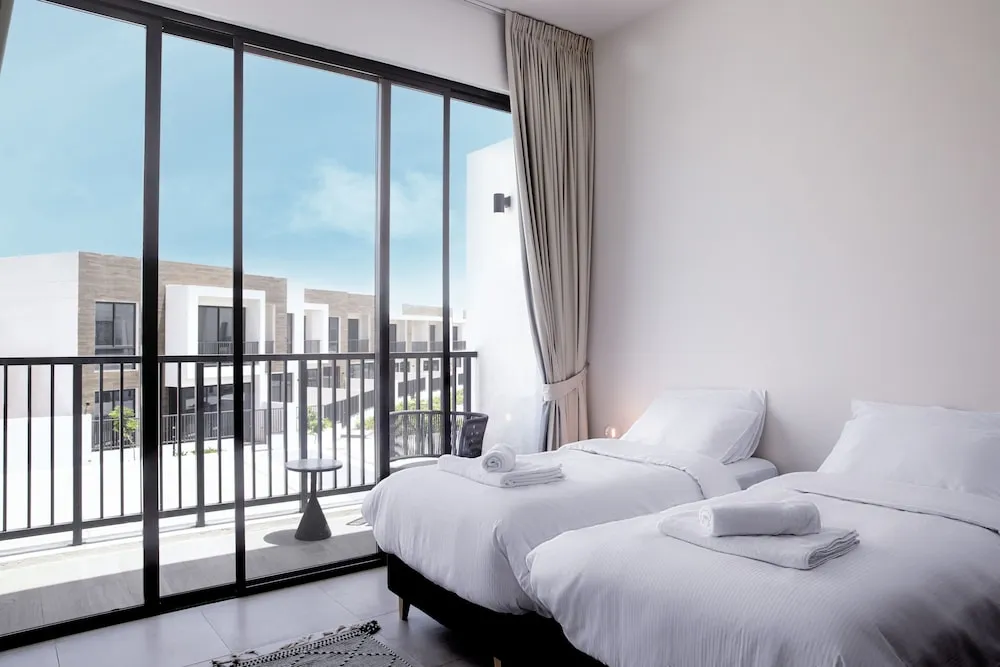 Ev (Olala Oasis 203)