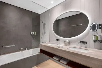 Hampton by Hilton Marjan Island