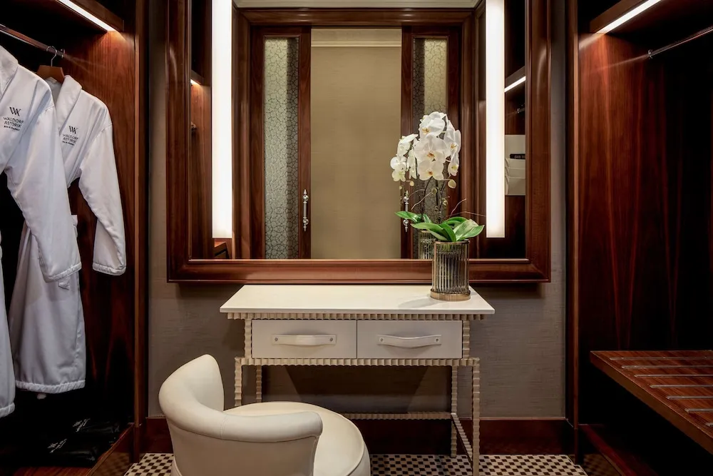 King Deluxe Room