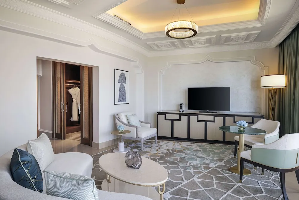 King Premier Ocean View Room